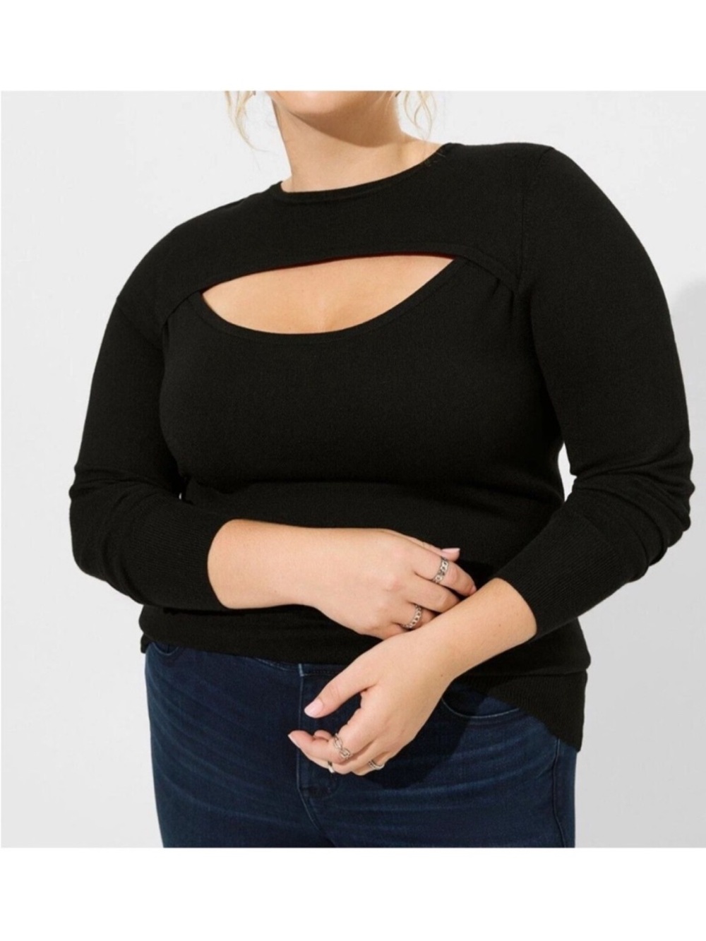TORRID Black Scoop Neck Cutout Sweater Pullover Fitted Front Slit size 2 (18-20)
